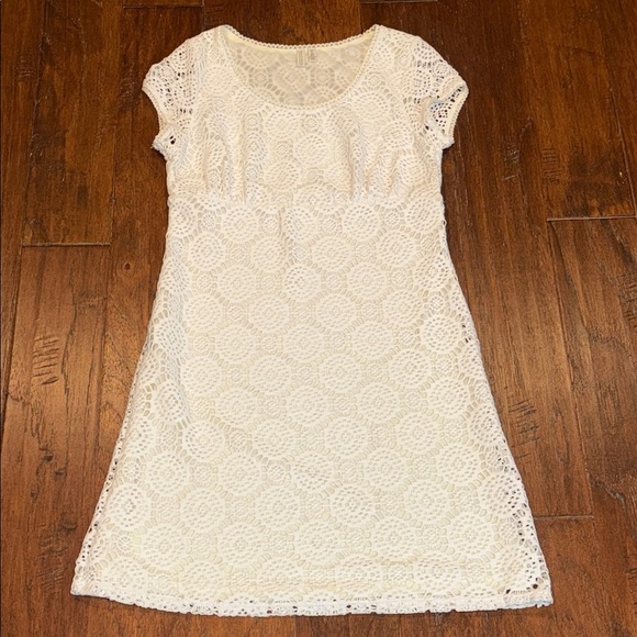 Medium Madison White Lace with Cream Colored Underlining Lace Dress - Picture 8 of 8